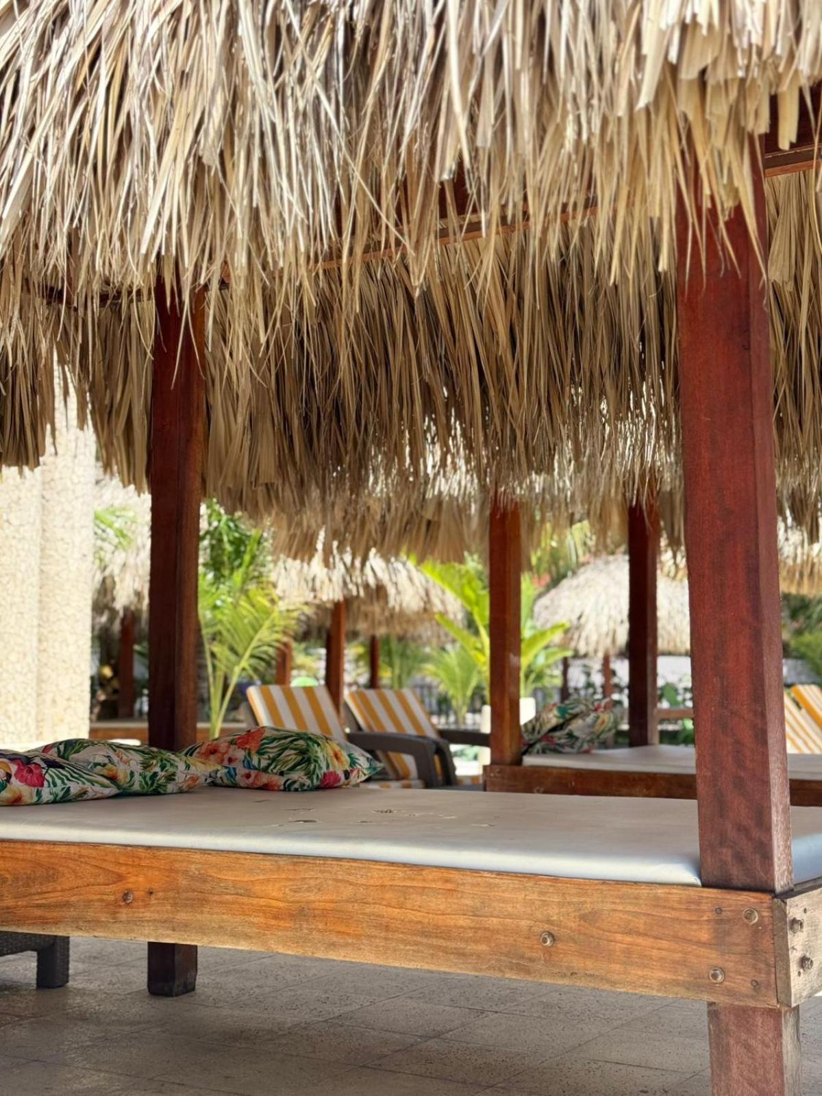 Playa Palmeras Beach Resort Cartagena Екстериор снимка