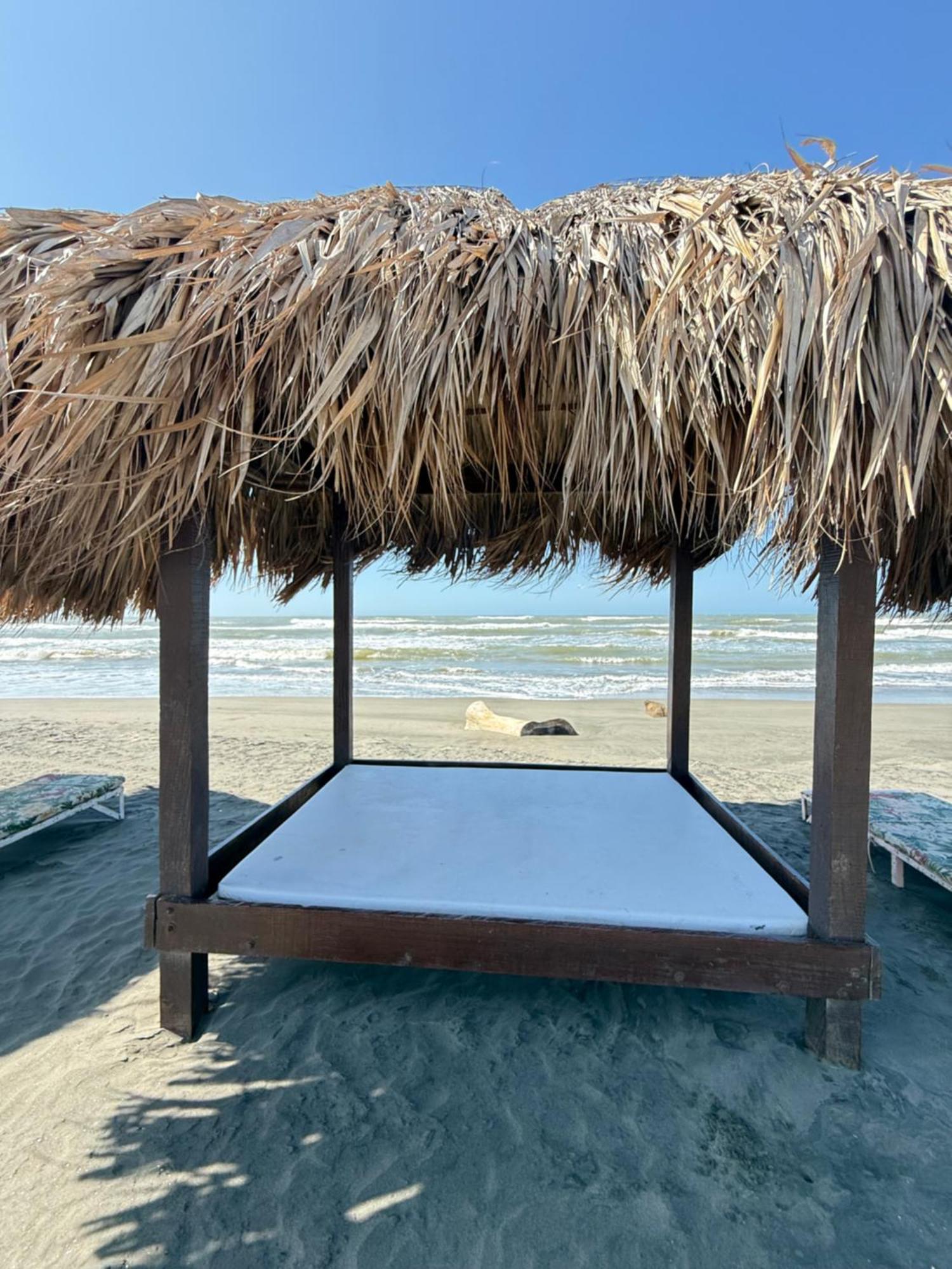 Playa Palmeras Beach Resort Cartagena Екстериор снимка